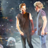 Em um evento fechado só para fãs do One Direction, alguns sortudos puderam ouvir as canções do novo álbum da banda