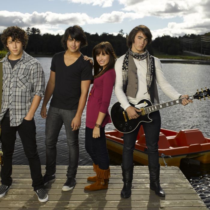  &quot;Camp Rock&quot;, o grande sucesso que revelou os Jonas Brothers e Demi Lovato 