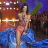 Kendall Jenner estreou na passarela do Victoria's Secret Fashion Show na edição de 2015