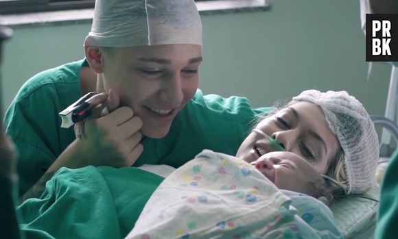 MC Gui e Bella têm um filho no clipe de "Cinderela"