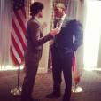 Ian Somerhalder mostrou que tá com moral ao publicar uma foto ao lado do Presidente Obama