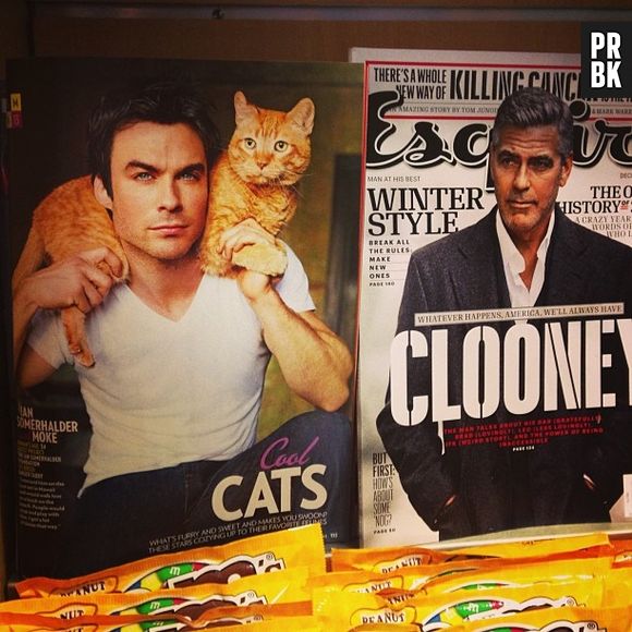 Ian Somerhalder aparece em diversas capas de revistas, e nessa ele brinca com outra capa de George Clooney!