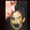 Ian Somerhalder brincou no Halloween com uma máscara feita com seu próprio rosto!