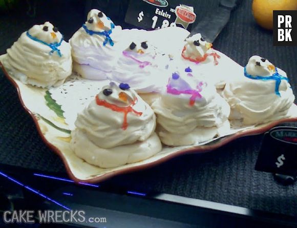 Mais bonequinhos de neve que não irão sobreviver... Quer dizer, eles já derreteram, né?