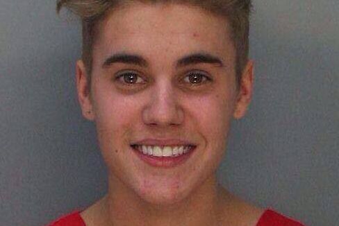 Justin Bieber fez ou não fez? Veja as maiores polêmicas do mundo dos famosos e tente adivinhar!