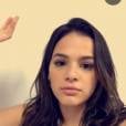 Bruna Marquezine está sempre tendo conversas sinceras e engraçadas no Snapchat