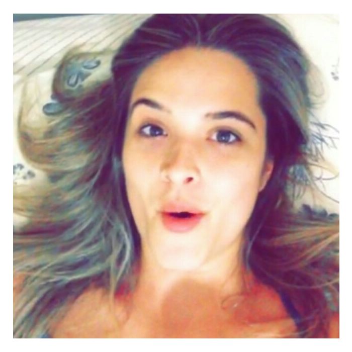 Juliana Paiva adora conversar com os fãs pelo Snapchat