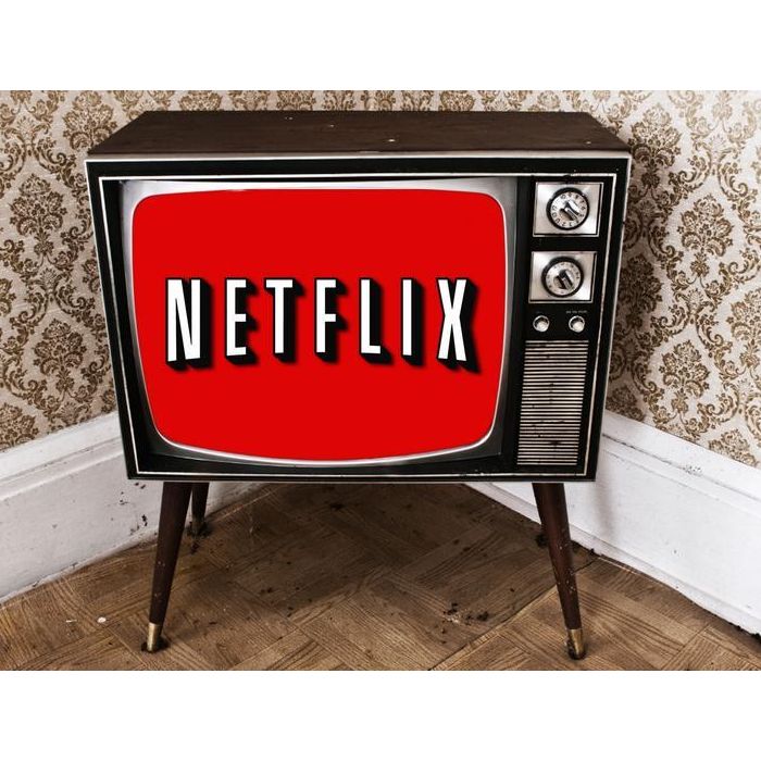 Netflix faturou mais de 500 milhões de reais em 2015 e se tornou maior que a Band e a RedeTV!