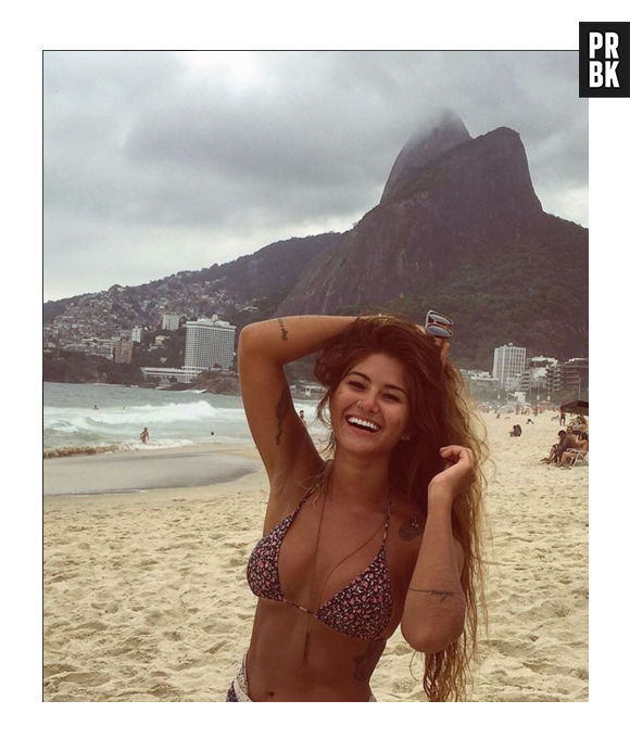 Vanessa Aud adora uma praia e vive publicando fotos no Instagram