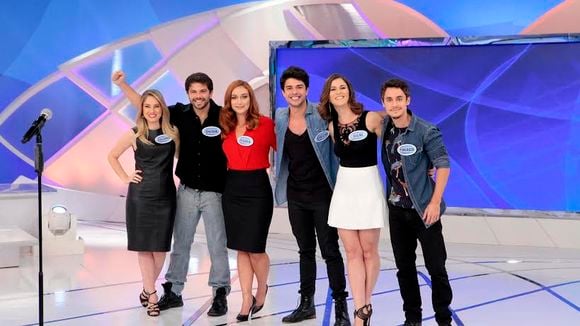 De "Cúmplices de um Resgate": Juliana Baroni e Duda Nagle participam do programa de Silvio Santos