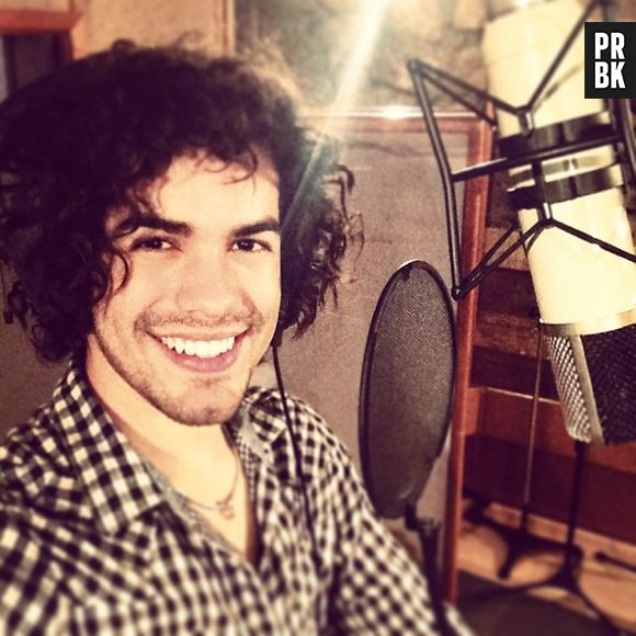 Sam Alves em estúdio gravando seu novo CD