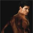 Taylor Lautner em fotos promocionais da "Saga Crepúsculo"