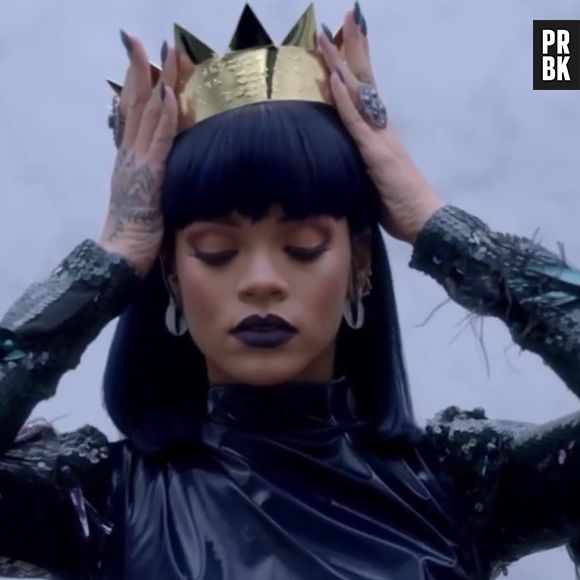 Rihanna é rainha, né mores?