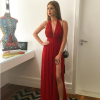 Olha só a Marina Ruy Barbosa, de "Totalmente Demais", toda poderosa de vermelho!
