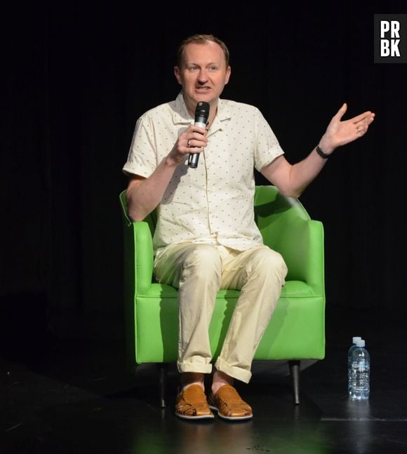 Mark Gatiss contou como é a relação de Sherlock Holmes e Mycroft Holmes