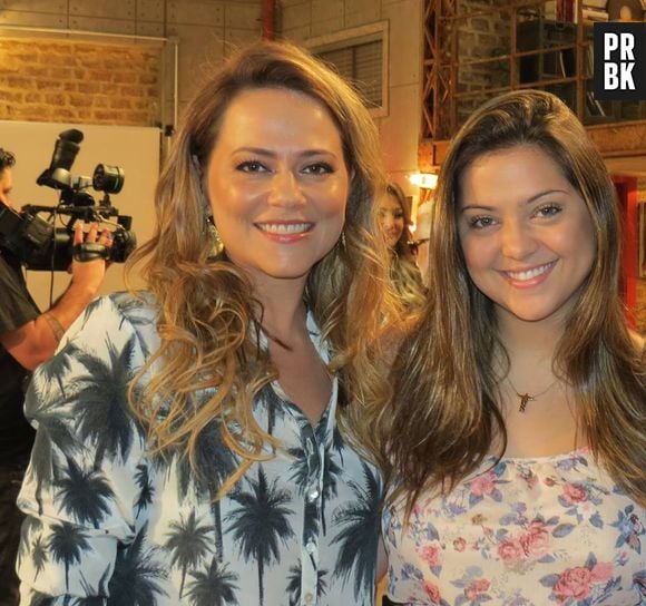 Relacionamento de Shirley (Vivianne Pasmanter) e Bárbara (Polliana Aleixo) é tenso na novela "Em Família"