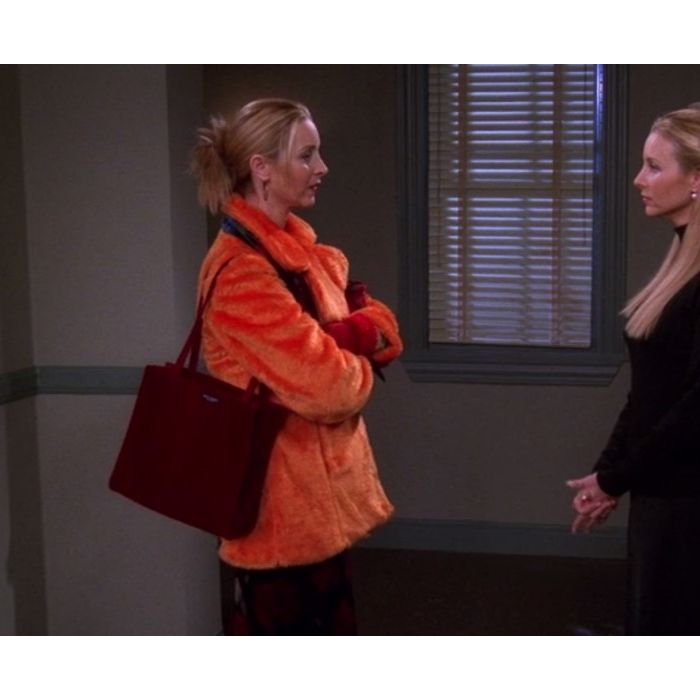 O mesmo aconteceu com Lisa Kudrow em &quot;Friends&quot;, ao interpretar Phoebe e Ursula