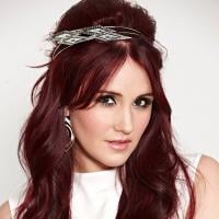 Dulce Maria revela detalhes do CD "Sin Fronteras" e se declara para fãs: "Amo"