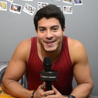 Arthur Aguiar, de "Êta Mundo Bom!", comemora sucesso do hit "A Flor" com exclusividade ao Purebreak!