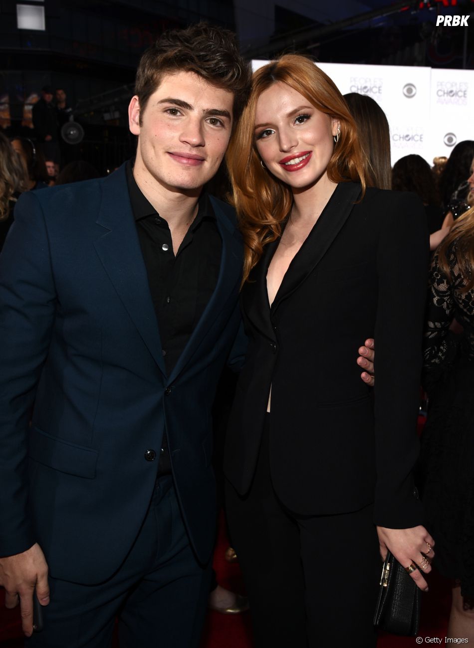 Bella Thorne e Gregg Sulkin estavam juntos há um ano e ...