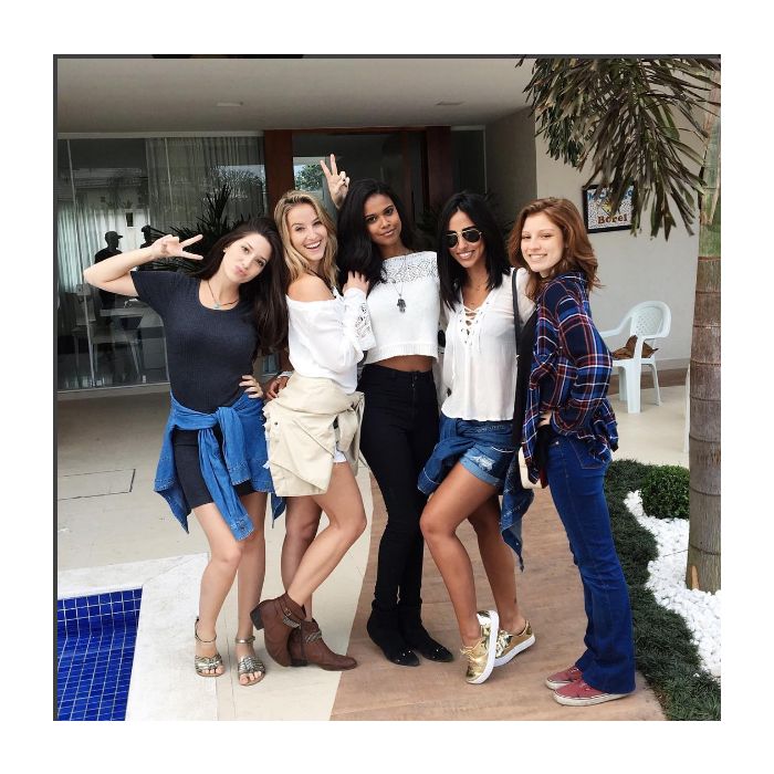 De &quot;Malhação&quot;: atrizes da nvoela fazem carão para foto publicada no Instagram!