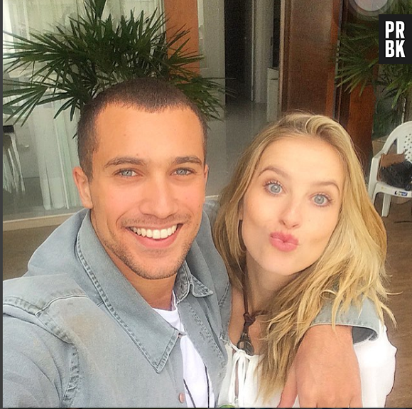 De "Malhação", astros se reúnem para tirar fotos e promovem a novela!