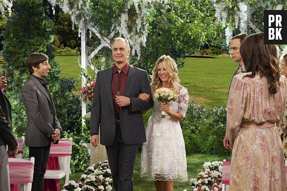Penny (Kaley Cuoco) e Leonard (Johnny Galecki) se casam novamente em "The Big Bang Theory"