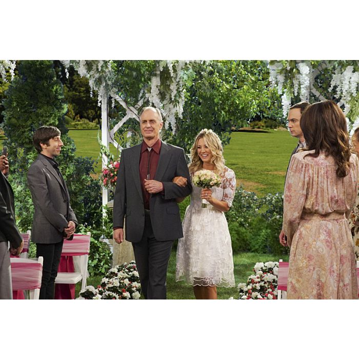 Penny (Kaley Cuoco) e Leonard (Johnny Galecki) se casam novamente em &quot;The Big Bang Theory&quot;