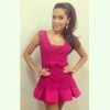 Anitta apostou em um vestido rosa para a estreia do "Programa da Sabrina"