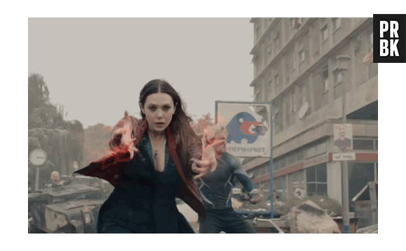 Elizabeth Olsen atuando como Scarlett Johansson