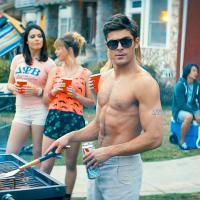 Zac Efron revela que não descarta nu frontal em próximo filme: "Quem sabe?"