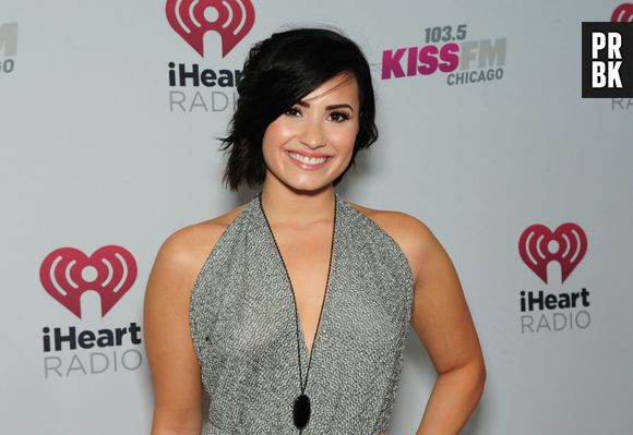 Demi Lovato não esconde seu favoritismo por Hillary Clinton nas eleições americanas