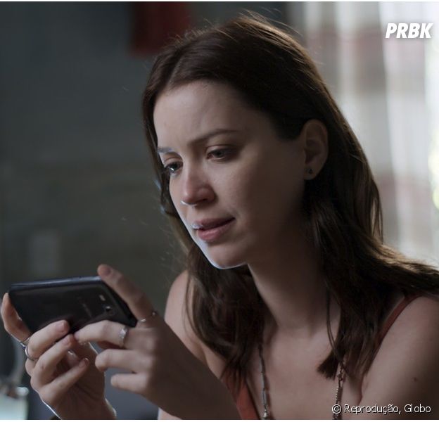 Júlia (Nathalia Dill) vai contar plano de vingança à irmã gêmea em "Rock Story", novela da Globo