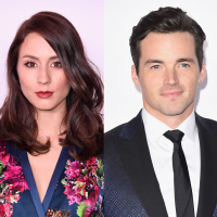 De "Pretty Little Liars": Troian Bellisario e Ian Harding chegam ao Brasil para convenção de fãs!