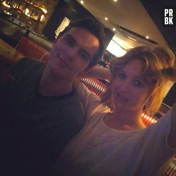 Jennifer Lawrence e Nicholas Hoult ficam lindos juntos