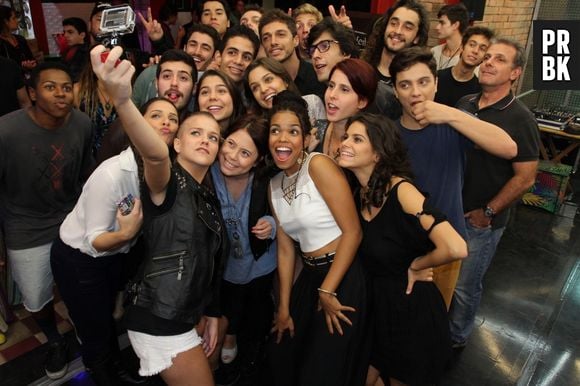 Elenco de "Malhação Sonhos" se reúnem em coletiva de imprensa, no Rio de Janeiro