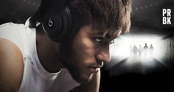 Fifa proíbe Neymar e outros jogadores de usaram "Beats": Headphones da Apple