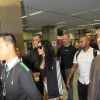 Rihanna esbanja simpatia ao desembarcar na Cidade Maravilhosa!