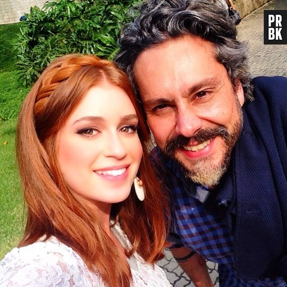 José Alfredo (Alexandre Nero) tem um caso com Maria Ísis (Marina Ruy Barbosa) fora do seu casamento em "Império"