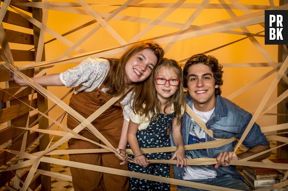 A pequena Maria Rita é a pequena Mel, irmã de Flora (Jeniffer Oliveira) e Alex (Daniel Rangel) em "Malhação - Vidas Brasileiras"