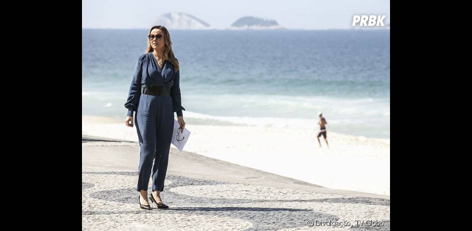 Giulia Gam Estava Em Uma Praia Do Rio De Janeiro Gravando