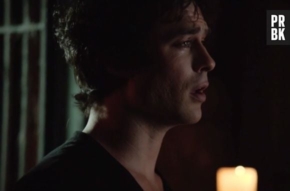 Damon (Ian Somerhalder) aparece em uma suposta alucinação de Elena (Nina Dobrev) em "The Vampire Diaries"