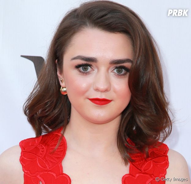 Maisie Williams, de "Game of Thrones", muda o visual após fim da série