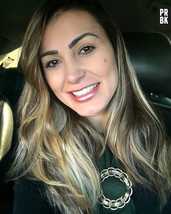 Andressa Urach declara apoio ao Bolsonaro e internet não quer mais usar seus GIFs!