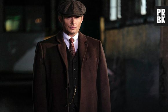 De "Supernatural", Jensen Ackles aparece no set de "Arrow" e "The Flash"
