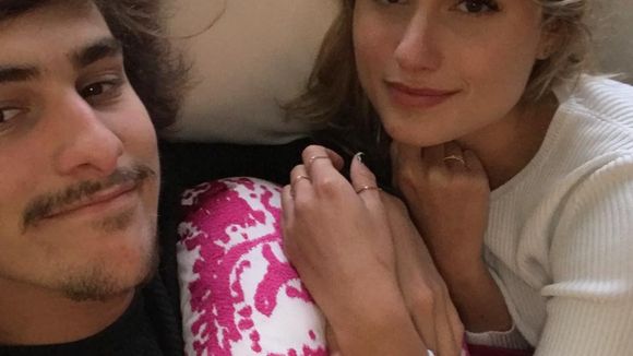 Sasha Meneghel e Bruno Montaleone completaram um ano de namoro e estamos só amor