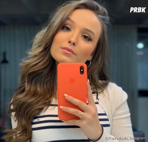 Larissa Manoela Faz Aniversario De 18 Anos Ganha Surpresa E Homenagens Purebreak