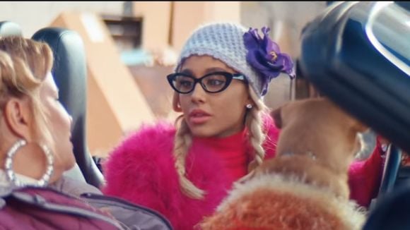 A Ariana Grande liberou uma cena deletada de "thank u, next" e tá simplesmente incrível