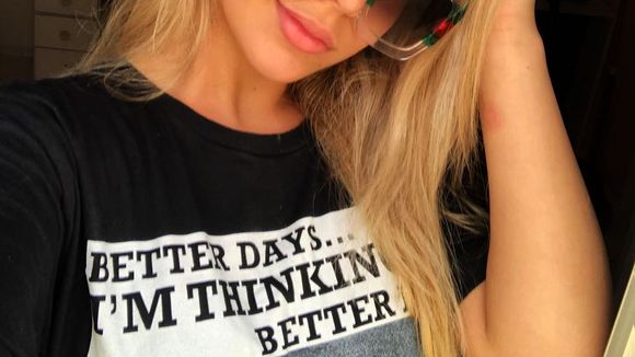 A mãe da Melody resolveu aparecer e disse que sempre foi contra sensualizar a filha. Entenda o caso