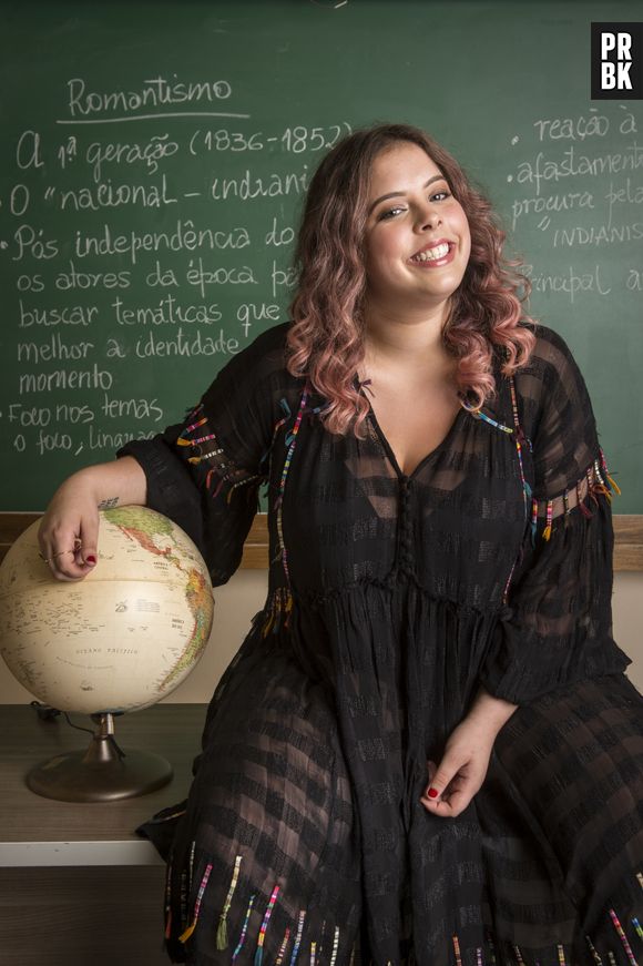 Guilhermina Libanio, a Úrsula de "Malhação - Vidas Brasileiras", posta fotos de biquíni e fala sobre aceitação